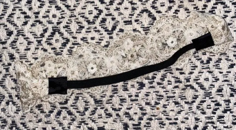 Boutique Lace Headband White - Image 4