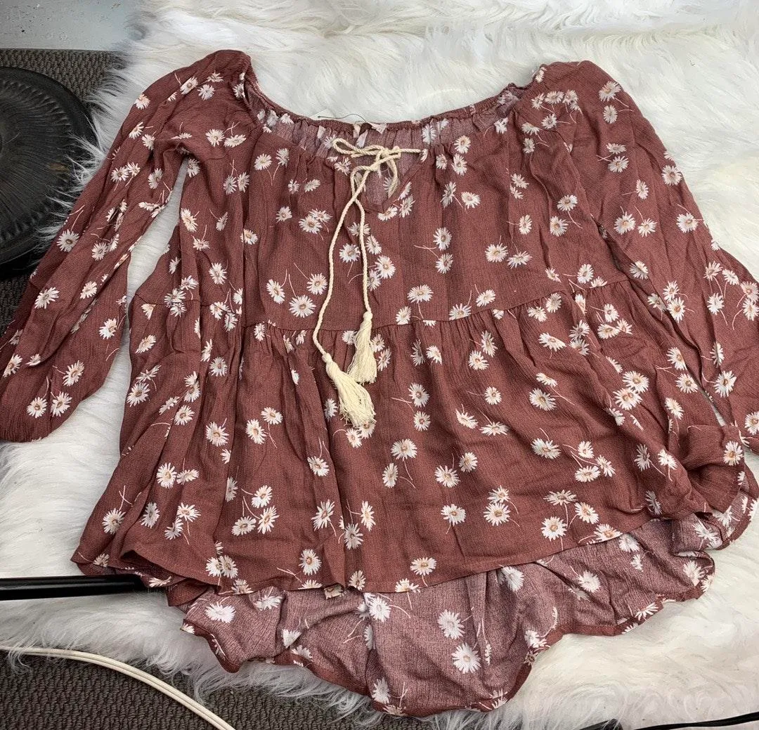 Francescas Floral Off Shoulder Long Sleeve Blouse - Image 2