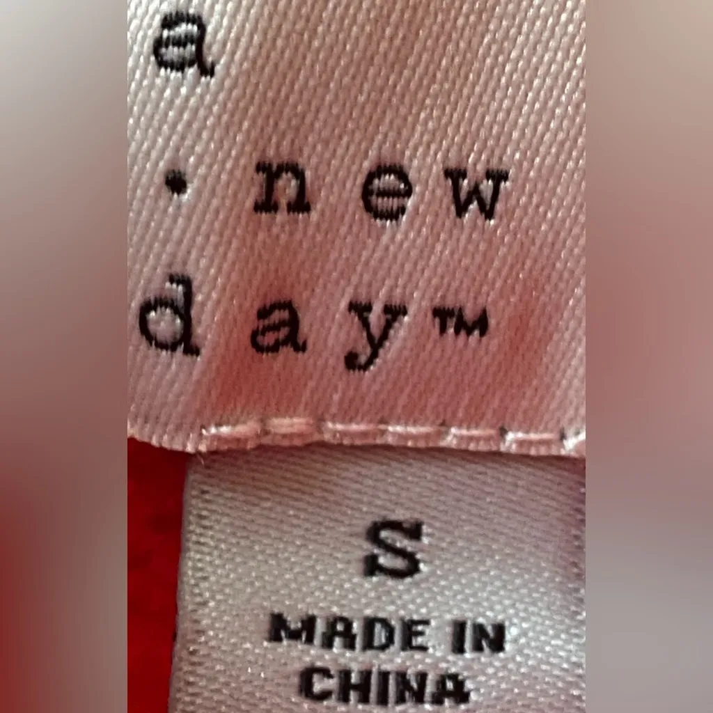 A New Day Hot Pink Barbie Crewneck Sweater Women's Sz Small Red - Image 8