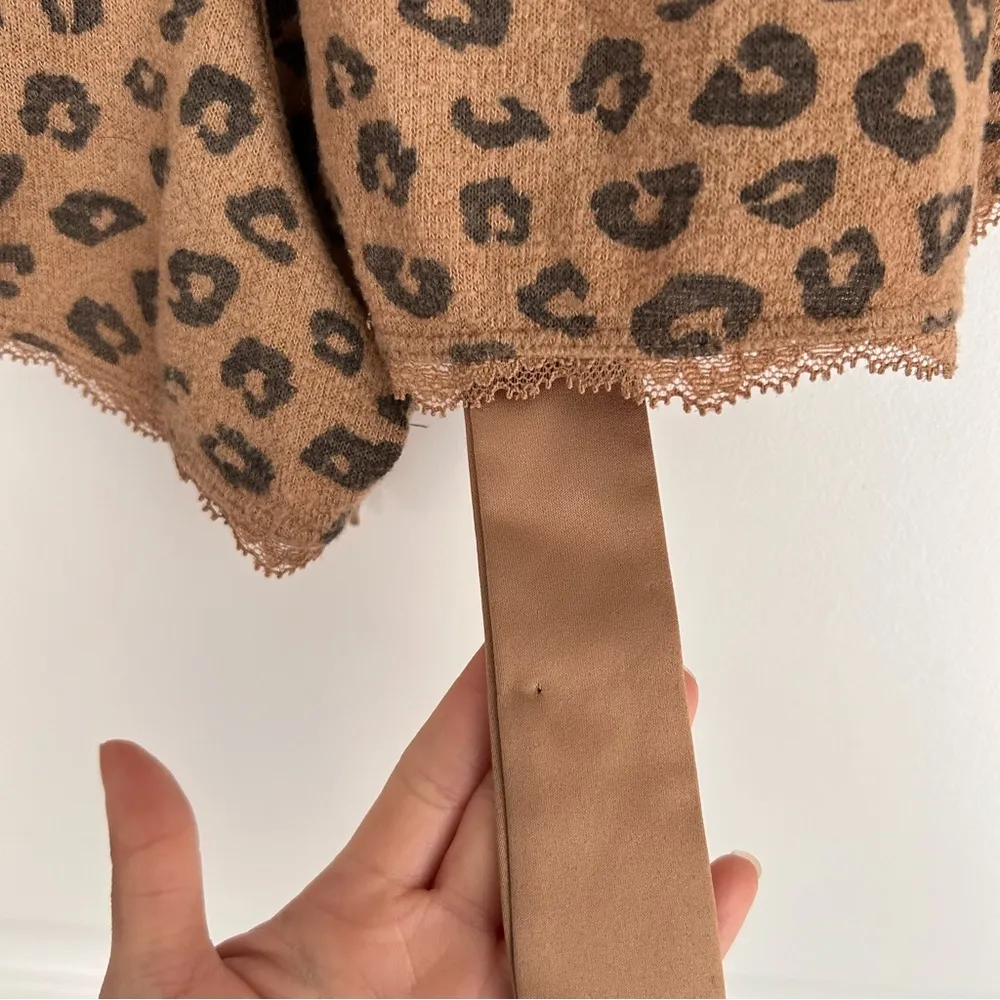 Abercrombie & Fitch  Leopard cheetah soft sleepwear pajama shorts - Image 4