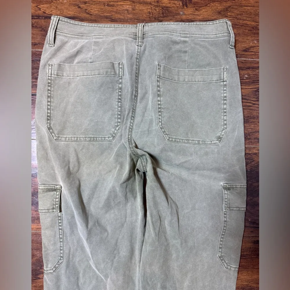 J Crew Olive Green Straight Leg Cargo Cropped Pants 27 - Image 13