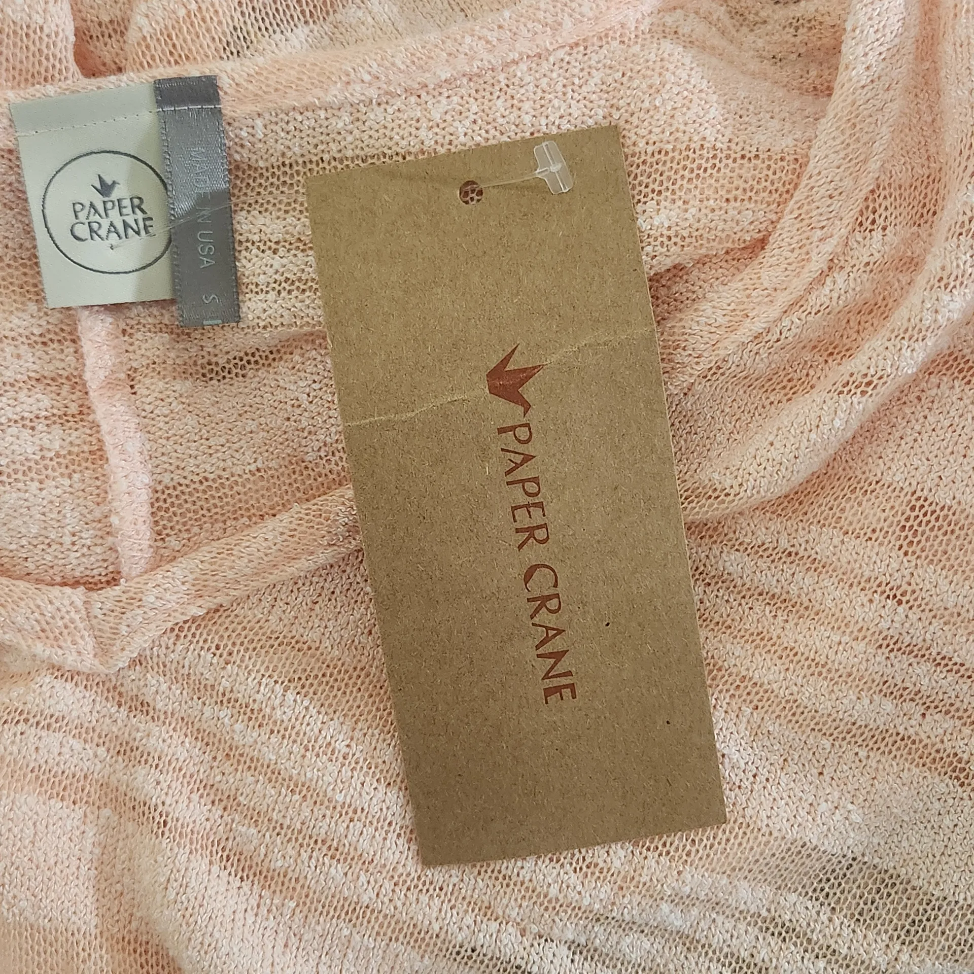 Paper Crane Peach V-Neck Knit Crop Top with Crochet Lace Detail NWT Size Small - Image 7