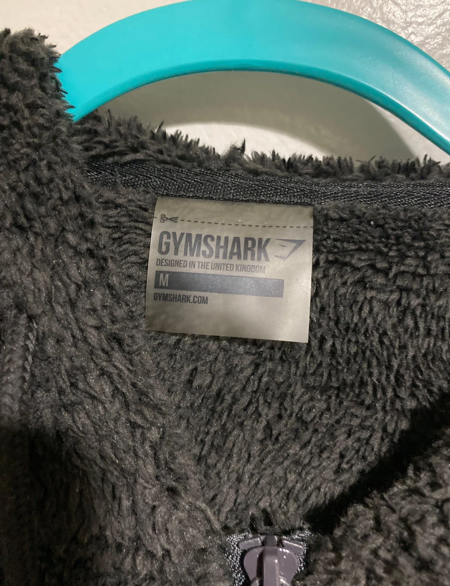 Gymshark Cropped Hoodie - Image 2