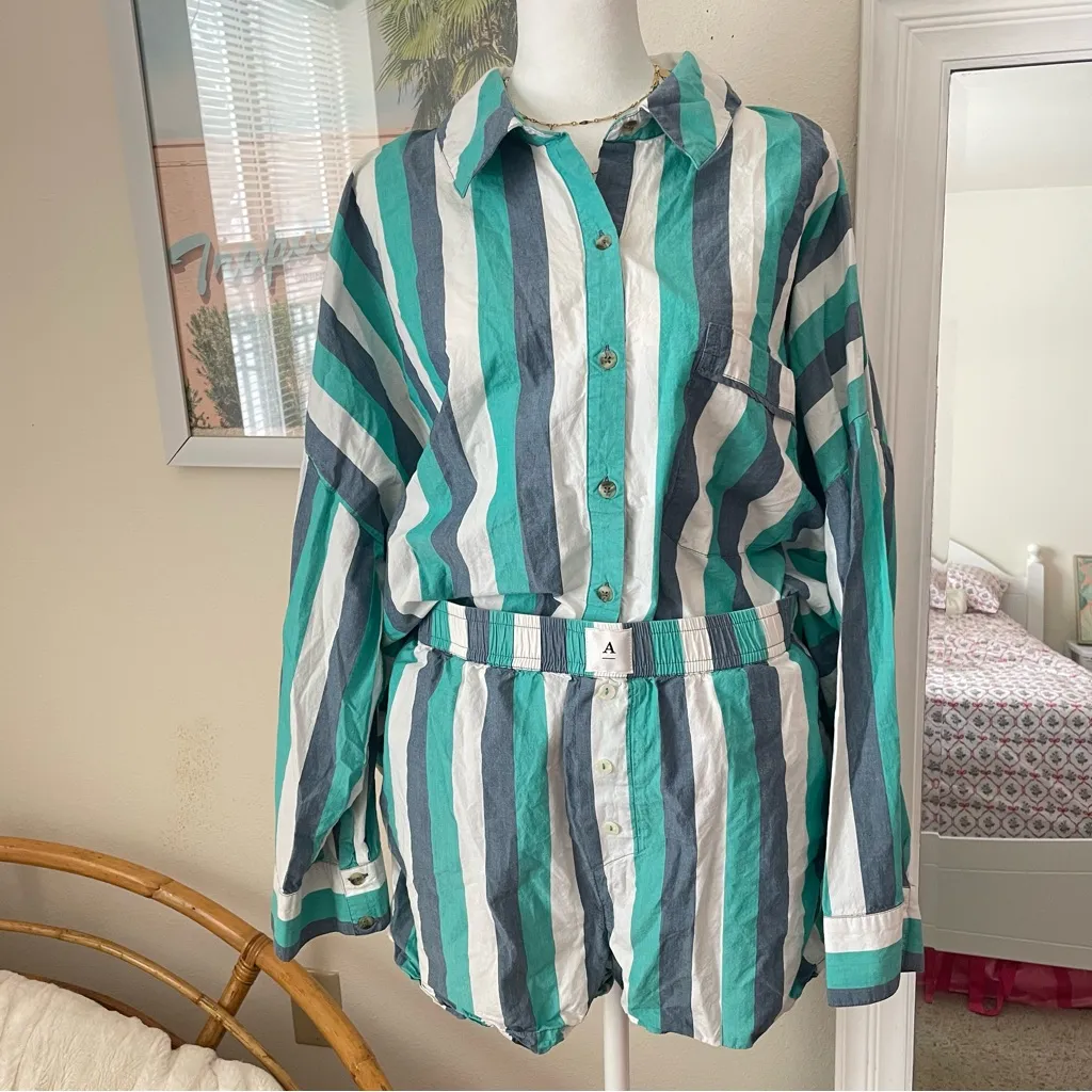 Anthropologie Oversized Pajama Shirt & Shorts Two Piece Matching Set in Medium - Image 4