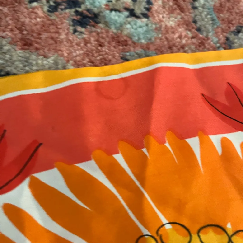 Vintage Vera Silk Blend Scarf Red - Image 3