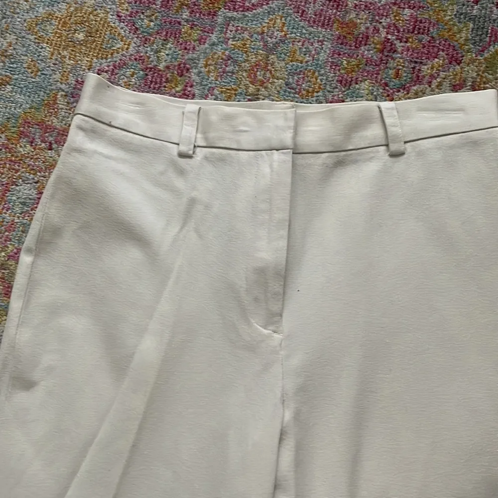 Cream trousers in excellent condition by Jones Ny - Image 3
