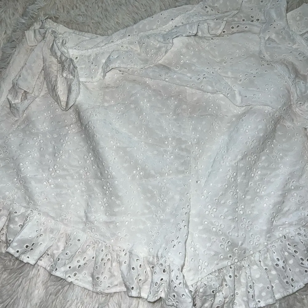 White Forever 21 plus skirt size 2xl - Image 3