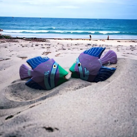 Vintage 80's hand painted Fish Stud Earrings Pierced Blue Green Purple 1.25" x 1 - Image 2