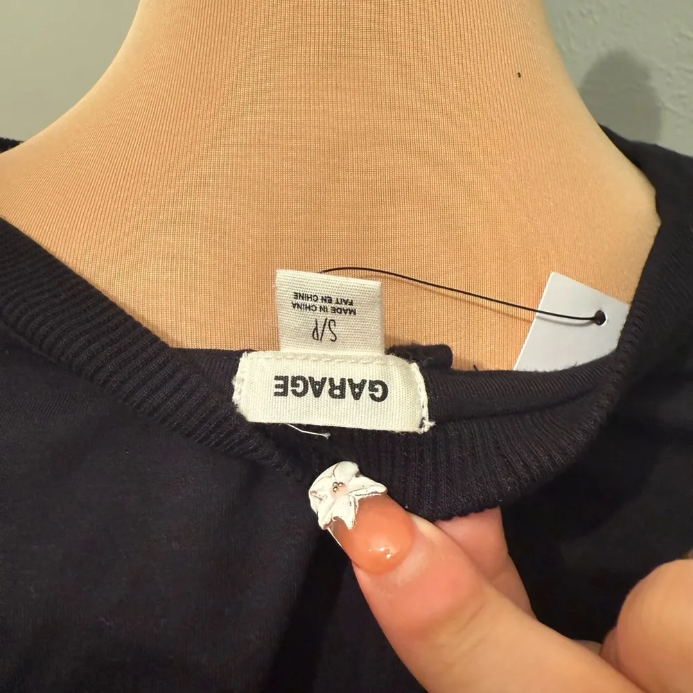 tshirt dress from garage - Image 4