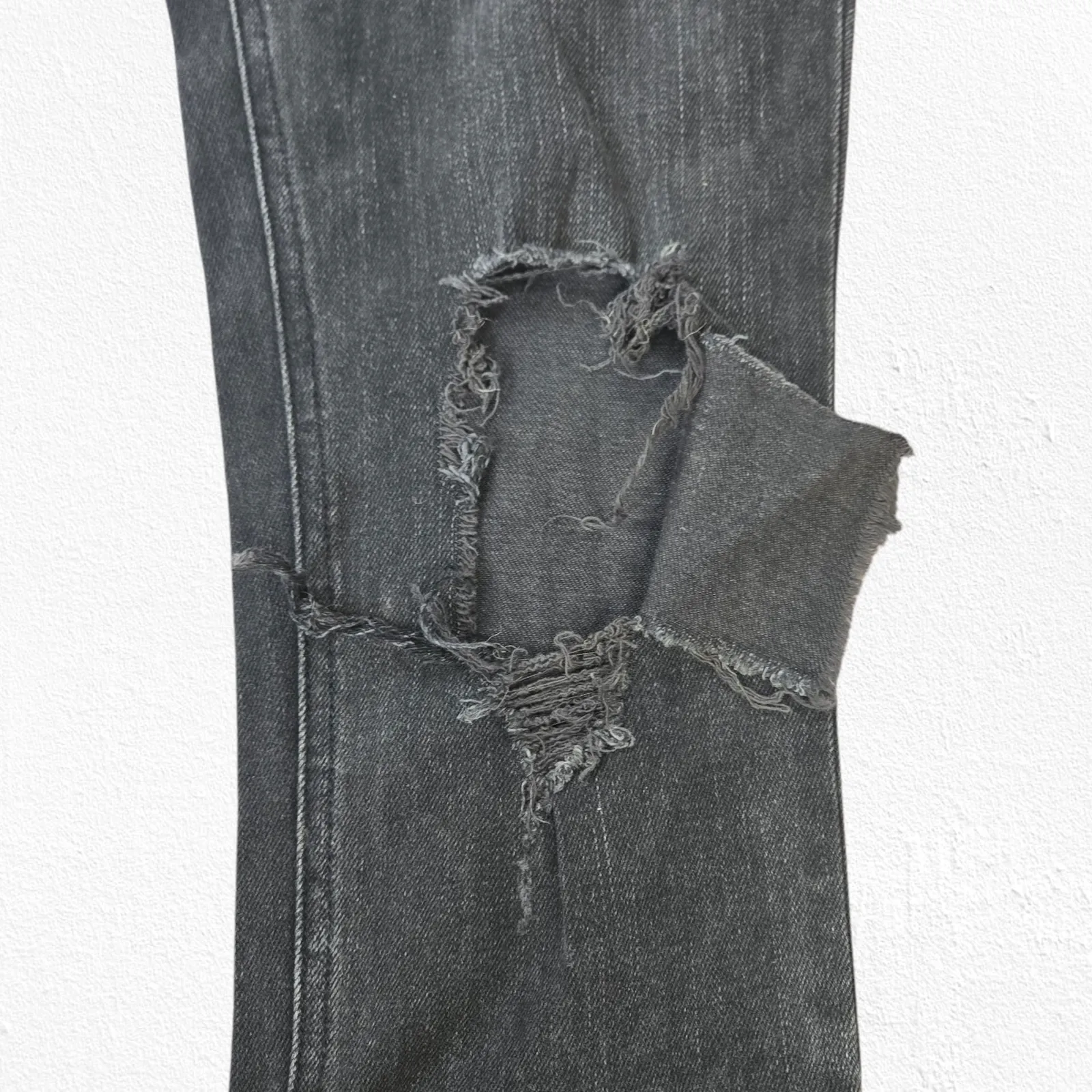 Rag & Bone Distressed Black Skinny Jeans Rock With Holes Mid Rise 29 USA Made - Image 9