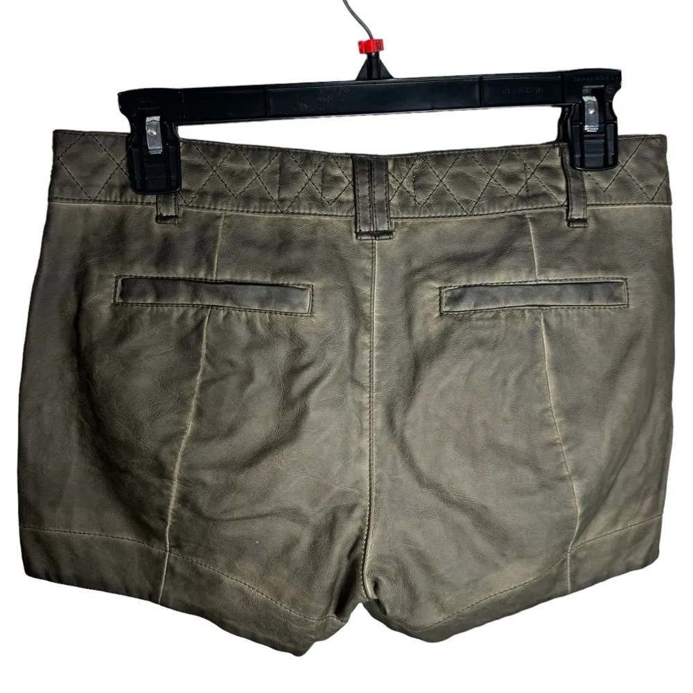 Anthropologie Pilcro quilted vegan breather mini shorts in bronze hue size 25 - Image 3