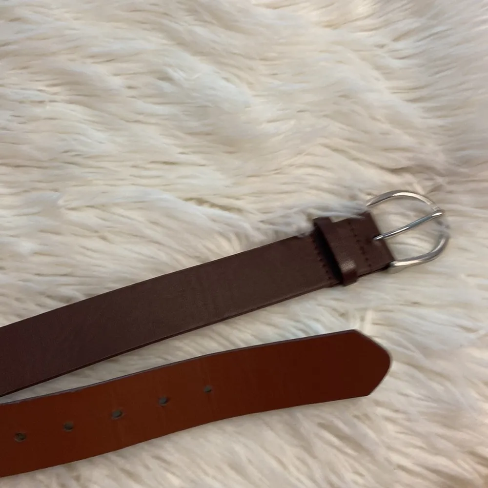Express Belt size M brown color excellent condition length 40” to the buckle - Image 11