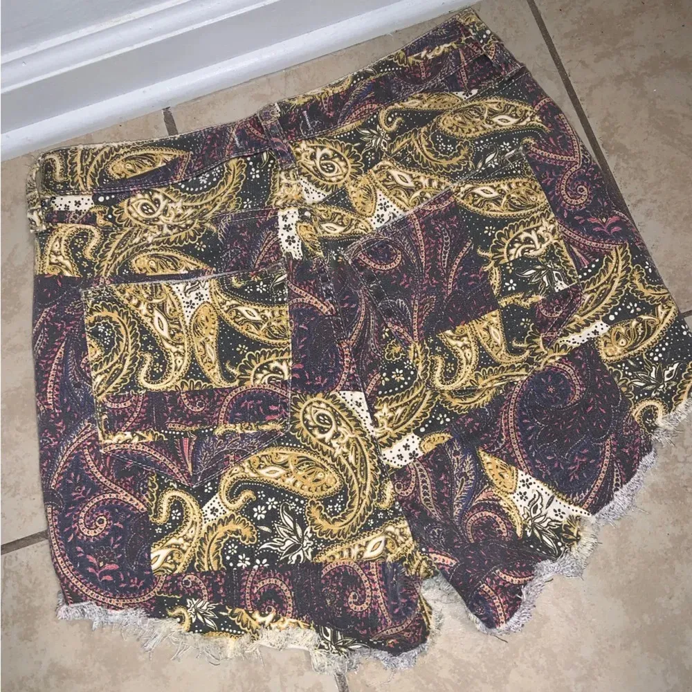 We the free paisley curvy high waisted chino fall shorts caaual denim boho $98 - Image 4