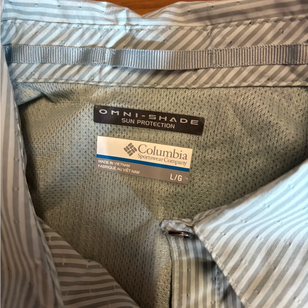 Columbia Omni-Shade Women’s Large Green White Stripe Short Sleeve Shirt - Image 2