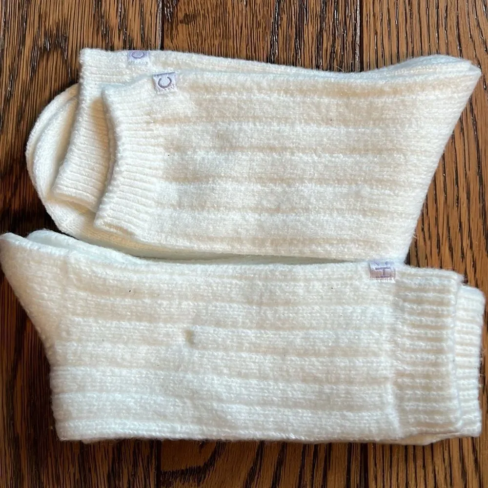 Warm Essentials by Cuddl Duds & All In Motion Butter Soft‎ Socks 5 Pairs D14 - Image 7