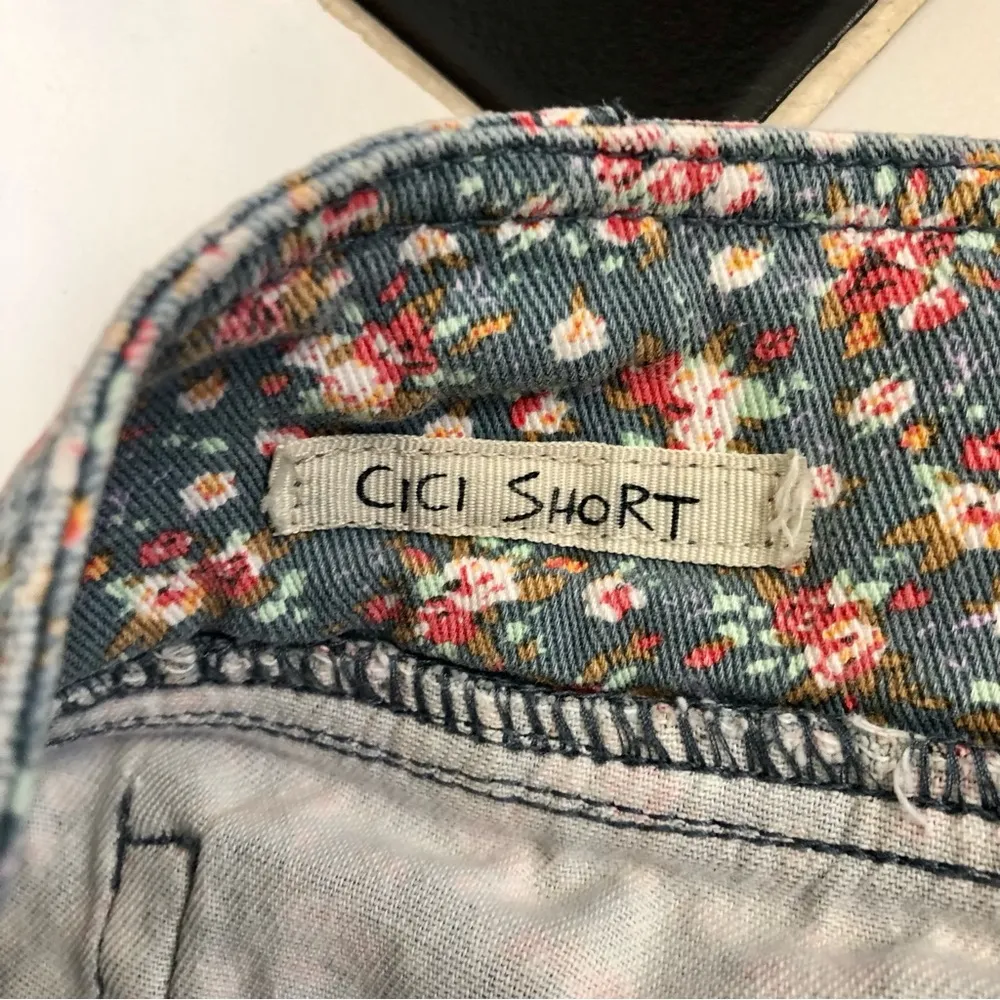 Vintage 90s Y2K  Cici Denim Short Floral Roses Jean Shorts Stretchy sz 6 - Image 7