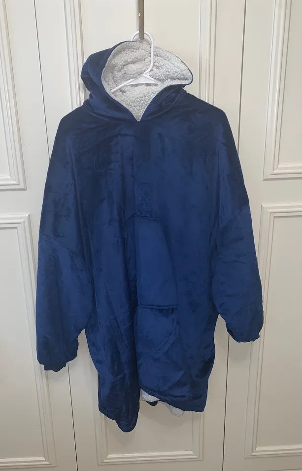 Oversized Wearable Blanket Hoodie Sweatshirt Blue Unisex Blue Size undefined - Image 1