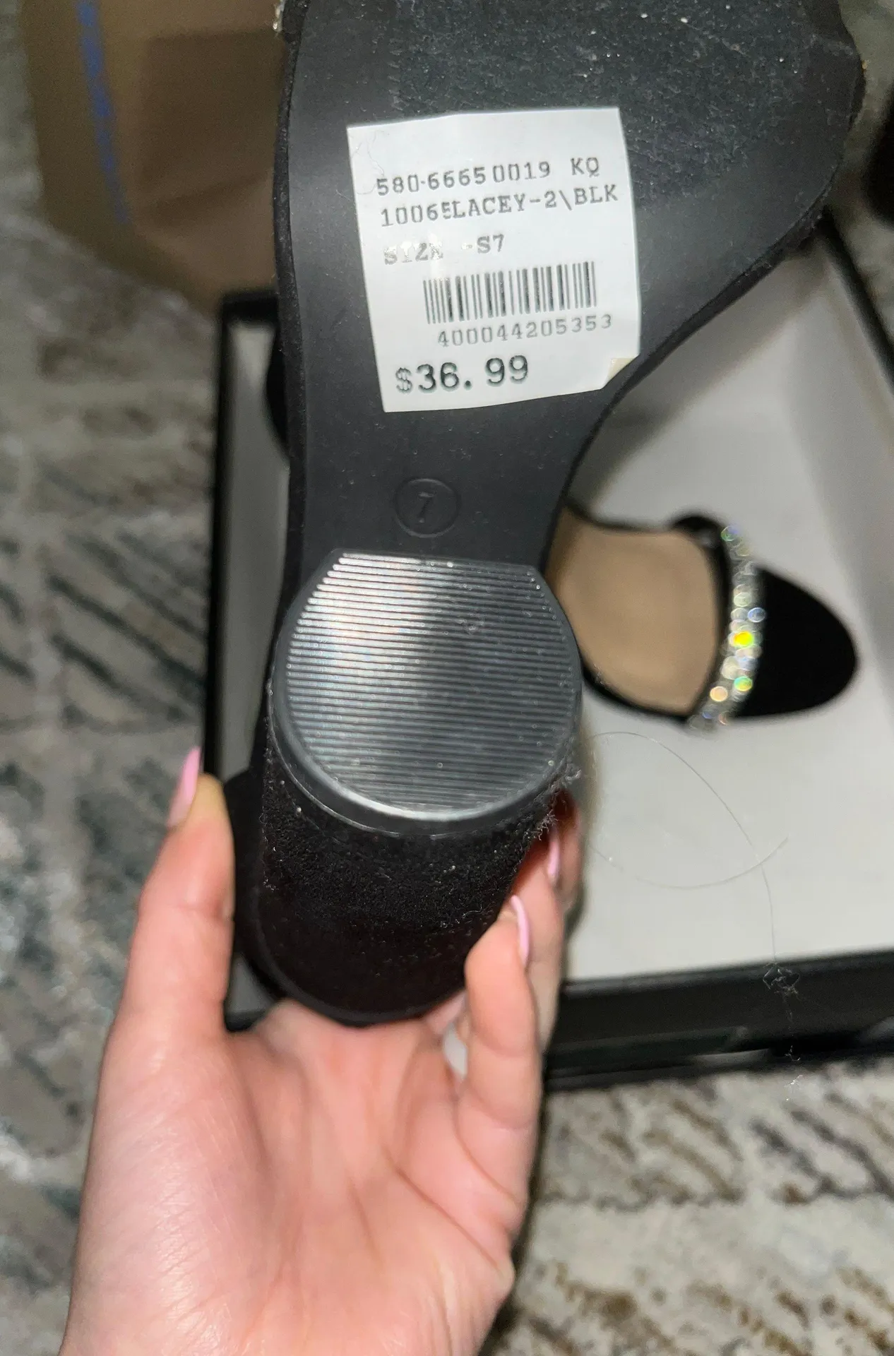 Black Pumps - Image 2