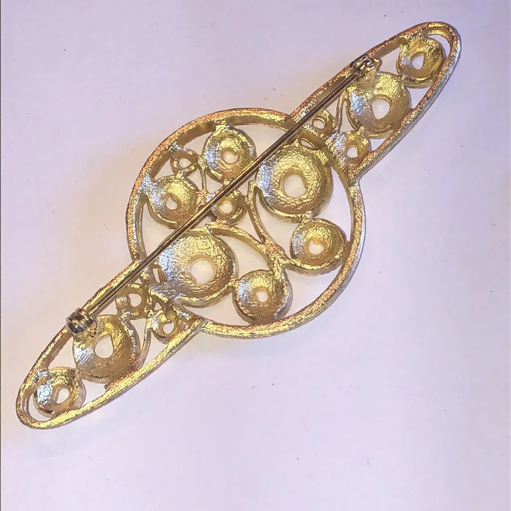 Elegant Vintage Satin Soft Gold Tone Filigree Retro Boho Brooch - Image 4