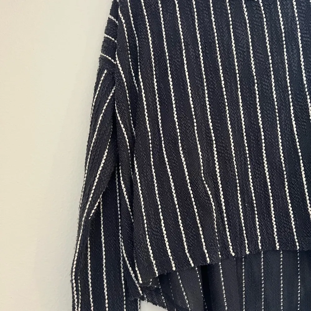 Storia Long Sleeve Cropped Top - Image 2