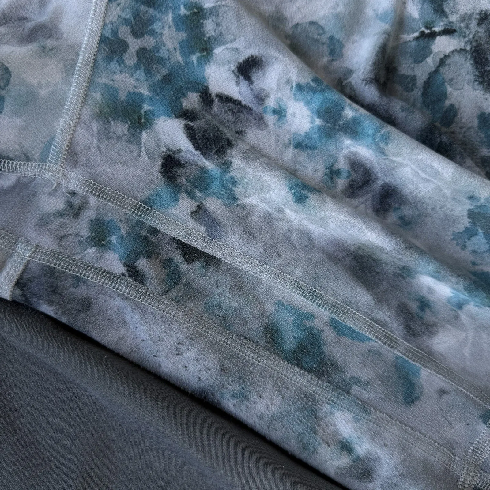 Lululemon Align Short 4" Kaleidofloral Multi Athletic Bike Shorts Gym Workout 16 - Image 6