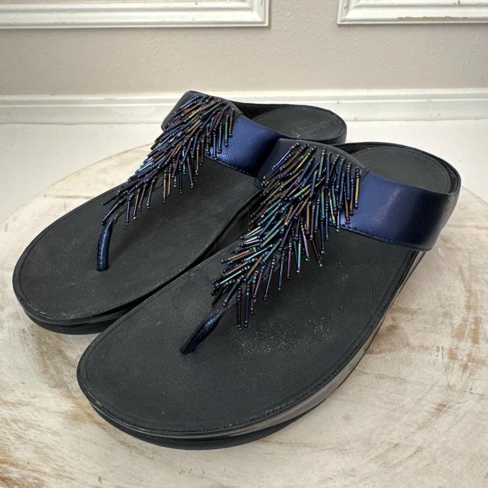 FITFLOP Rumba Iridescent Beaded Toe Post Sandal Women Size 10 Metallic Blue 336 - Image 2