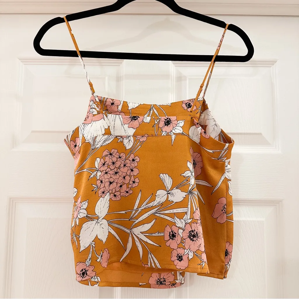 Express Satin Floral Cropped Cami Marigold Gold Yellow Flowy sz XS - Image 3