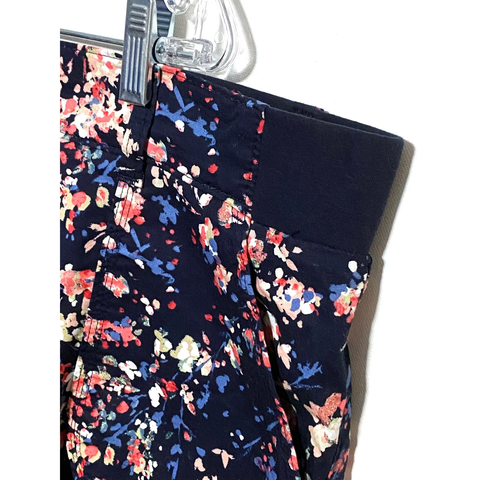 Lee Riders Midrise Shorts Womens 22 Ditsy Floral Dark Romantic Bloomcore Boho - Image 4