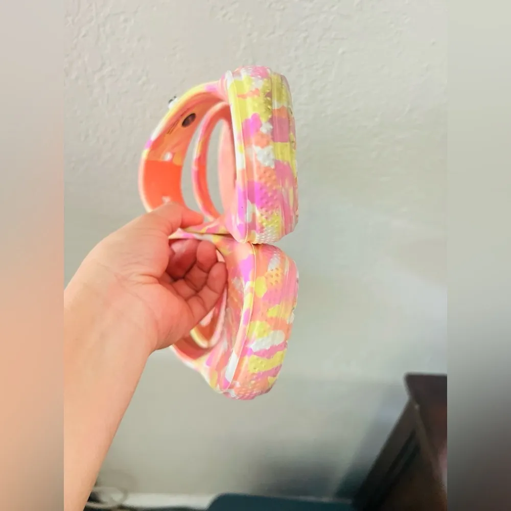 CROCS Classic Waterproof Marble Sandals multicolor  Size 7 men’s - Image 6