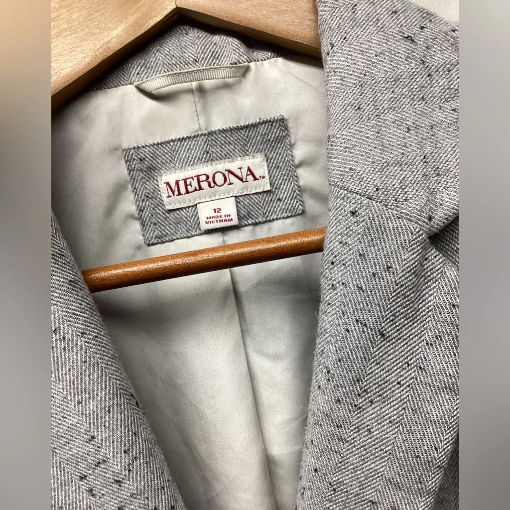 Merona twill ladies blazer/sport coat. Size 12 - Image 9