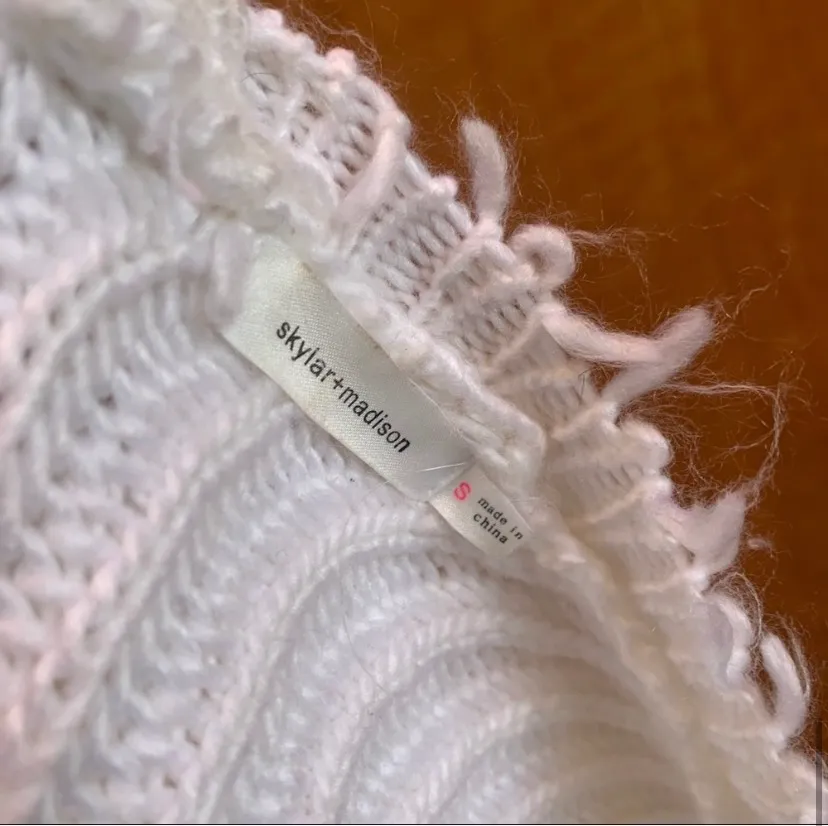 Skylar + Madison white cable knit crop sweater - Image 5