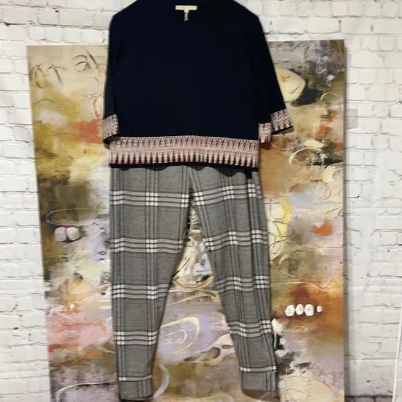 Maje Black Zig Zag Trim Sweater S/M - Image 2