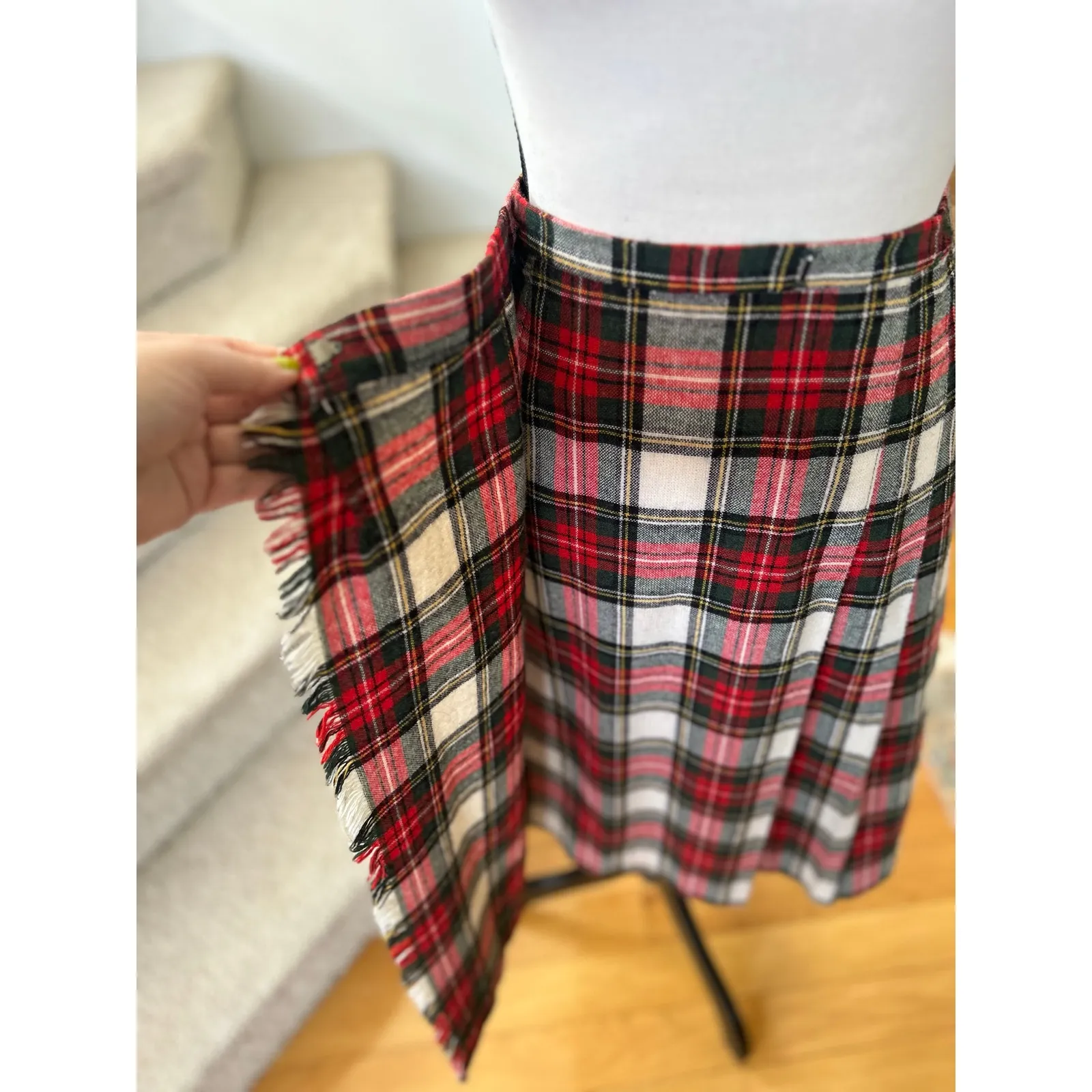 Vintage Red Green White Plaid Tartan Pleated Fringe Knee Length Kilt - Image 7