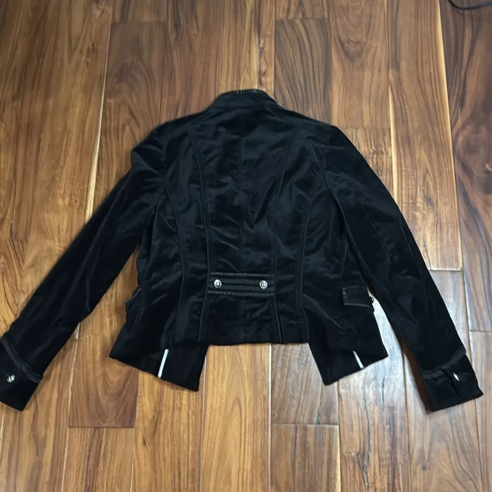 White House Black Market, jacket in EUC - Image 5