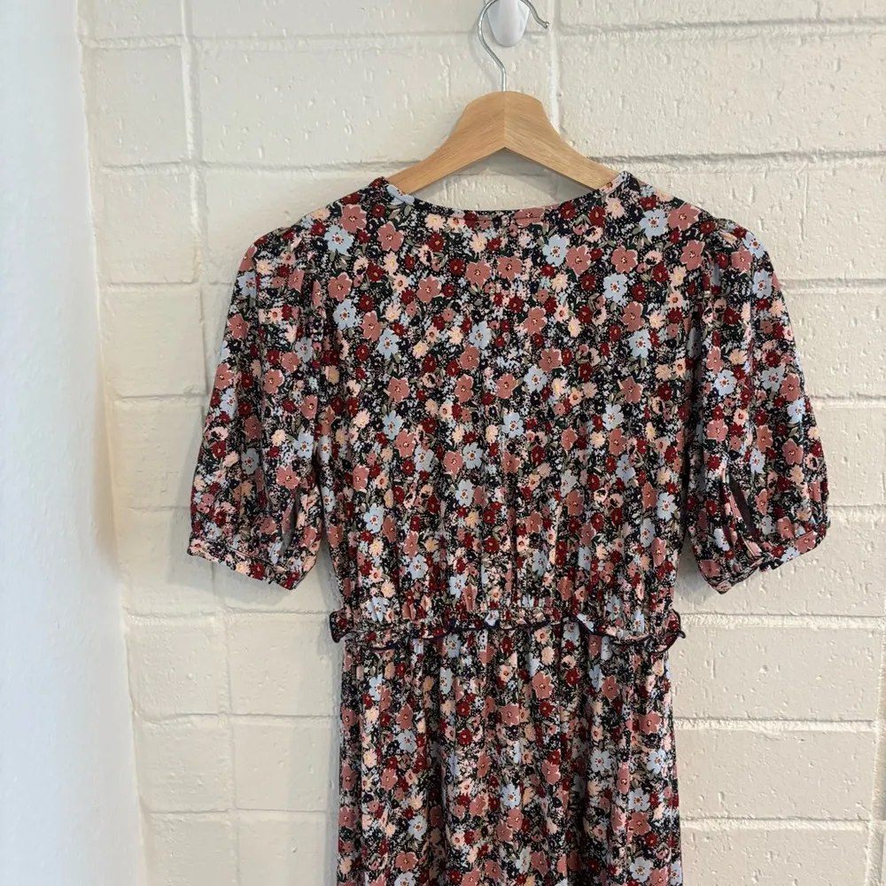 NWT Isabella Oliver Ivona Maternity Dress with Lenzing™ Ecovero™ Black Size undefined - Image 5