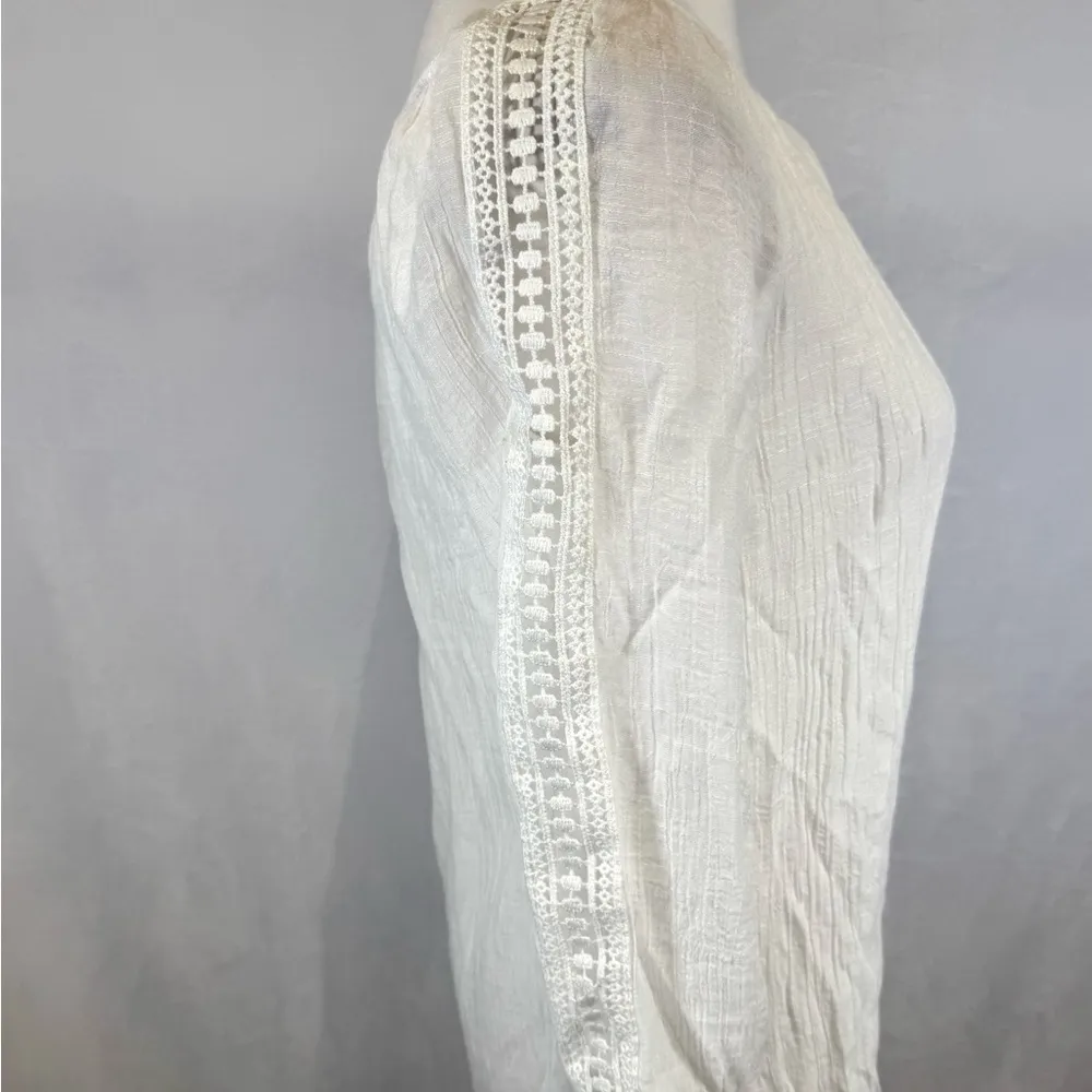 Indigo Rose long lace detail sleeve white dress size petite medium - Image 3