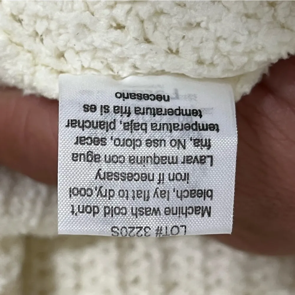 Women’s Warm & Cozy Lifestyle Sweater Soft Lightweight Chunky Size Large V Neck‎ White - Image 8