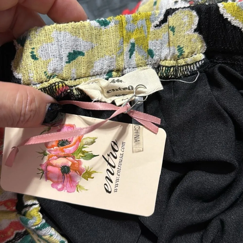 Entro size medium pullover floral short sleeve off the shoulder fish net lined - Image 8