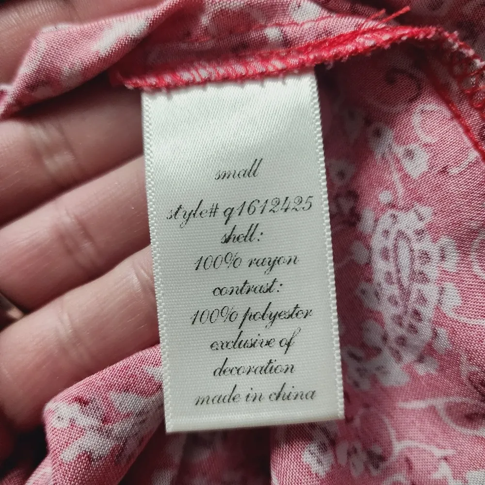 Francesca's Alya Antonia Red Floral Overlay Romper Size Small - Image 11