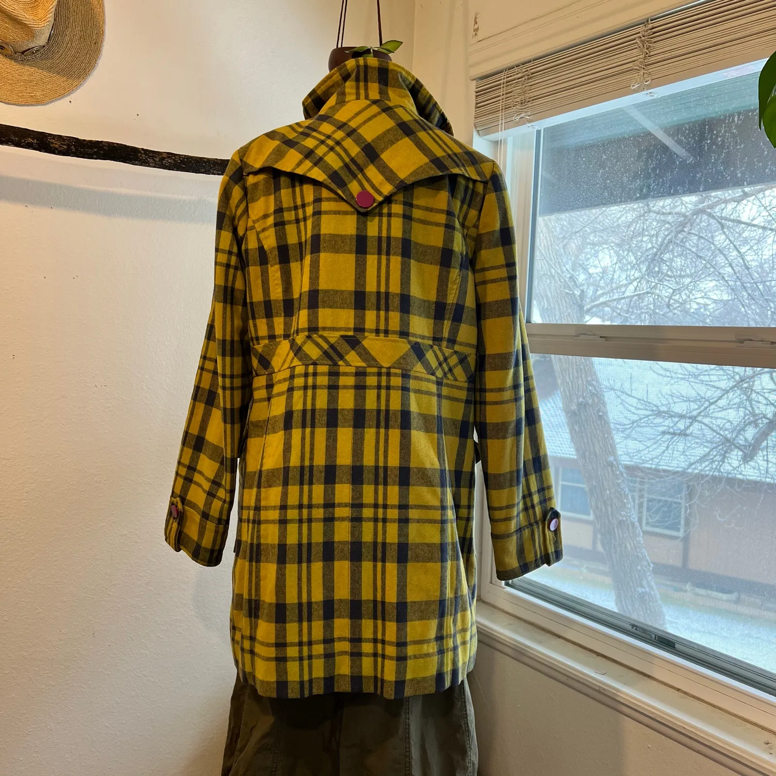 Xhilaration Yellow Blue Plaid Print Purple Buttons Long Zip Up Coat Size Large - Image 6