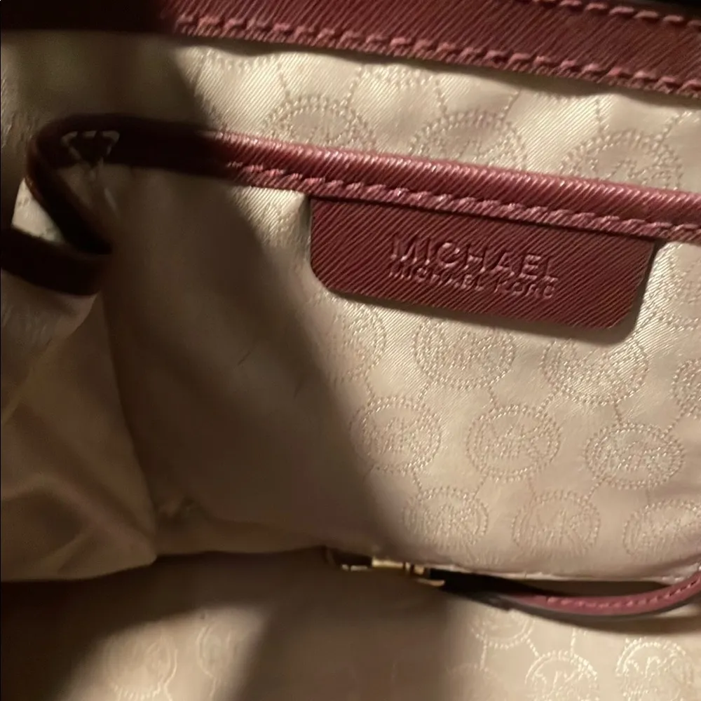 Michael Kors  Leather Tote with Gold Hardware Maroon - Image 4