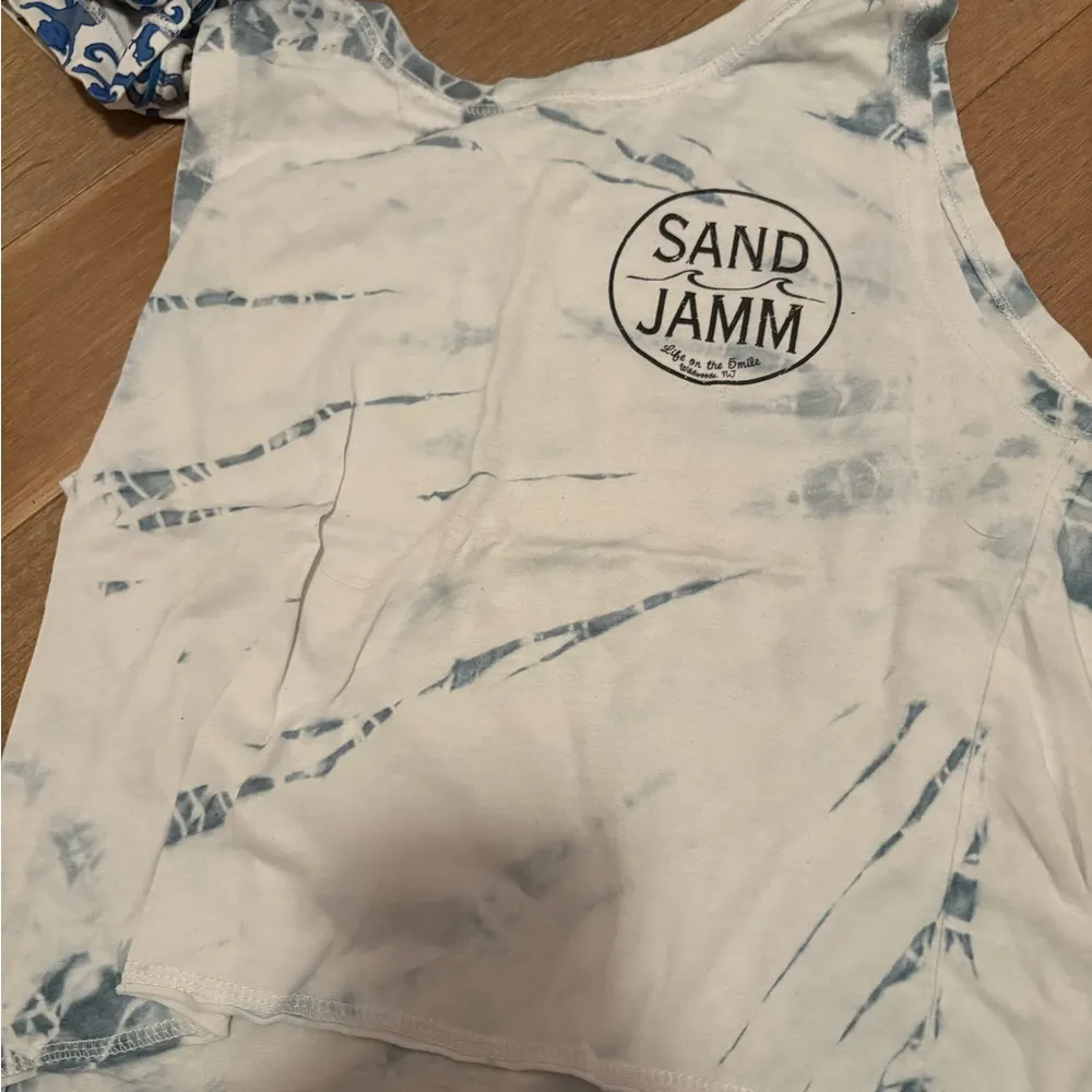 Sand jamn size medium double cropped tanks size medium Blue - Image 3