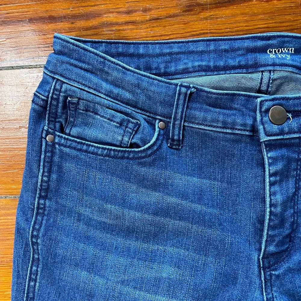 Crown & Ivy Spilt Hem Skinny Jeans - Size 10 - Image 4