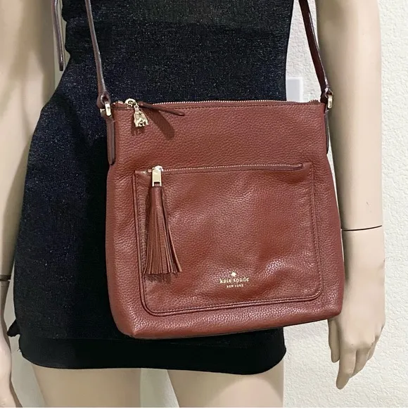Port Brown Leather On Purpose Zip Pocket Crossbody Bag - Image 1
