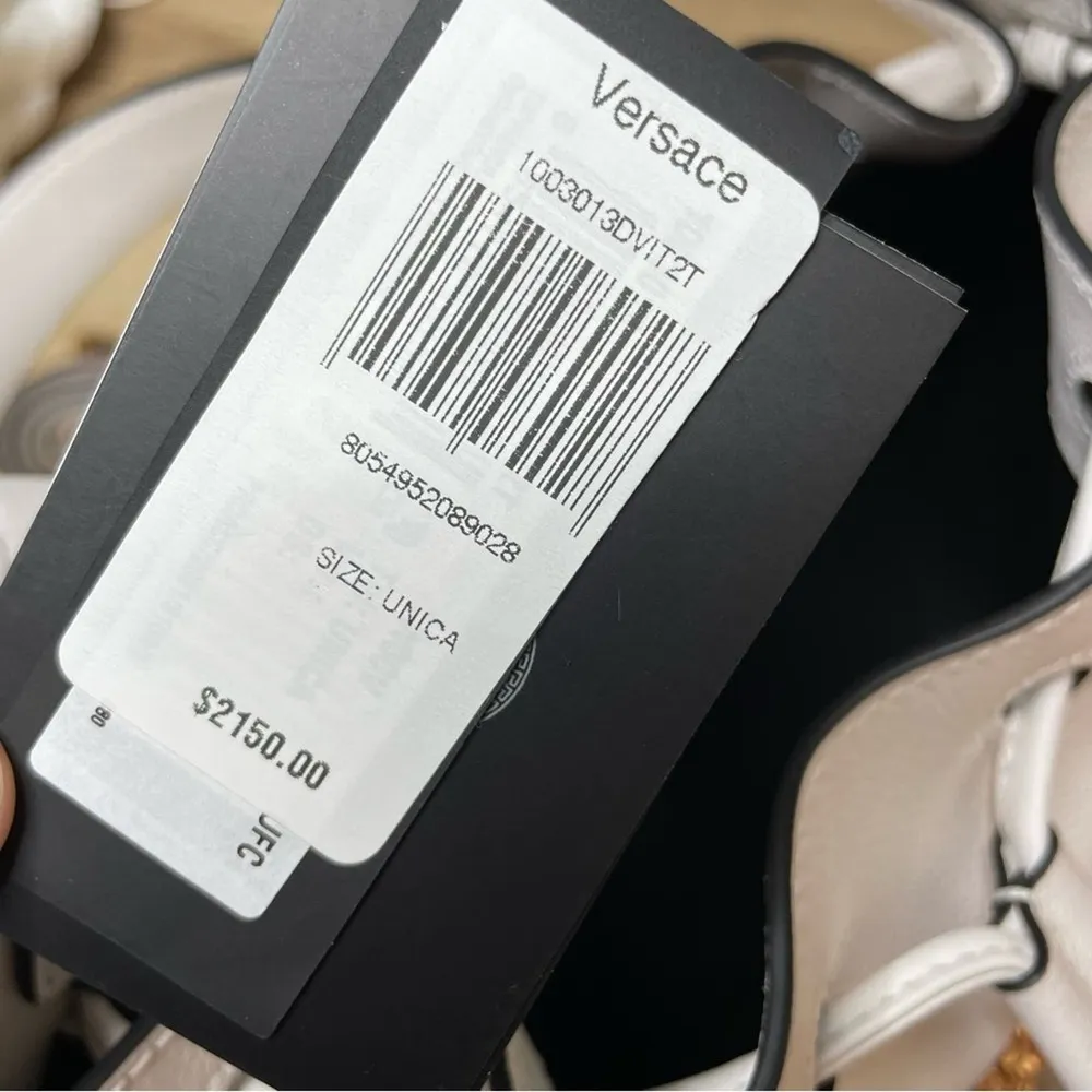 Versace Women's White/Gold Leather La Medusa Bucket Bag Style 1003013 DVIT2T - Image 11