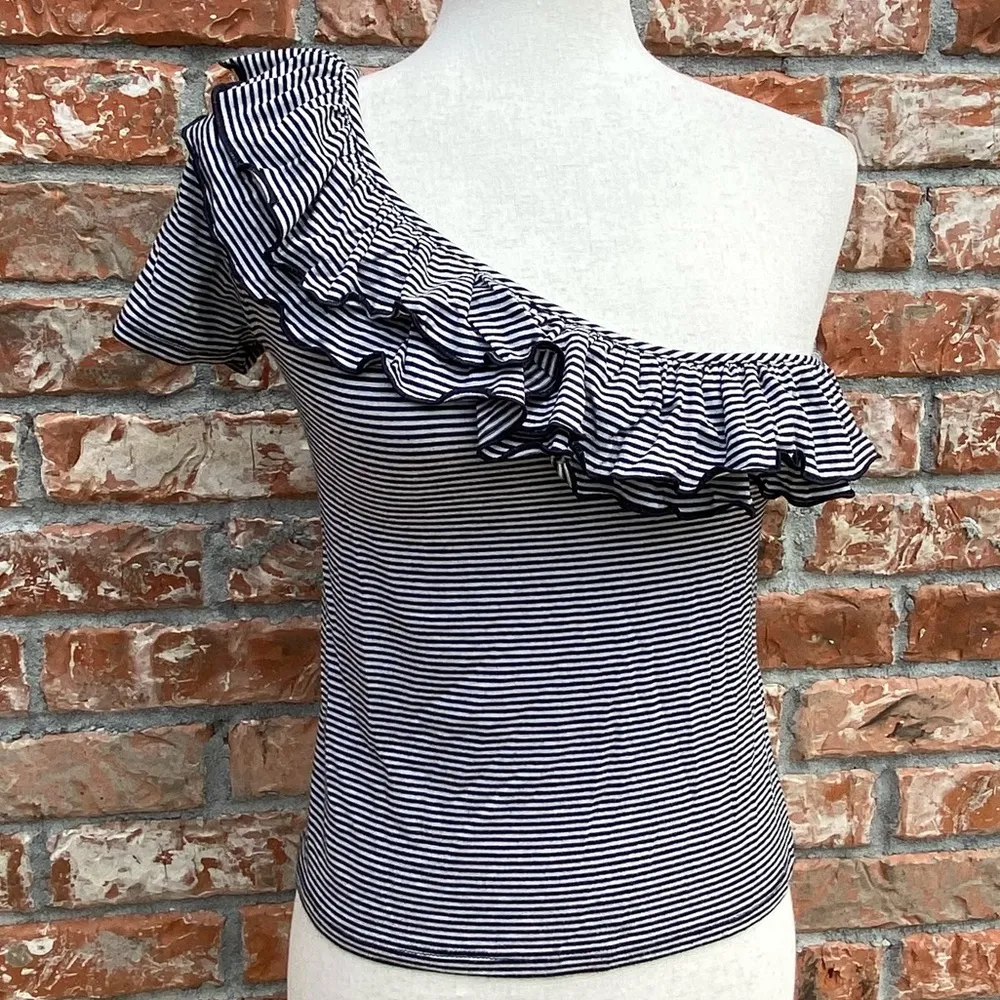 Romeo & Juliet Couture one shoulder ruffled, striped top /S/ Excellent condition - Image 3