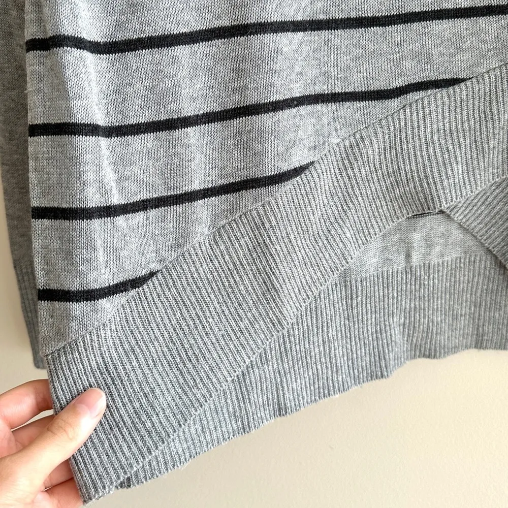 Black Striped Crewneck Grey Pullover Sweater, Tulip Front, Size Medium - Image 9