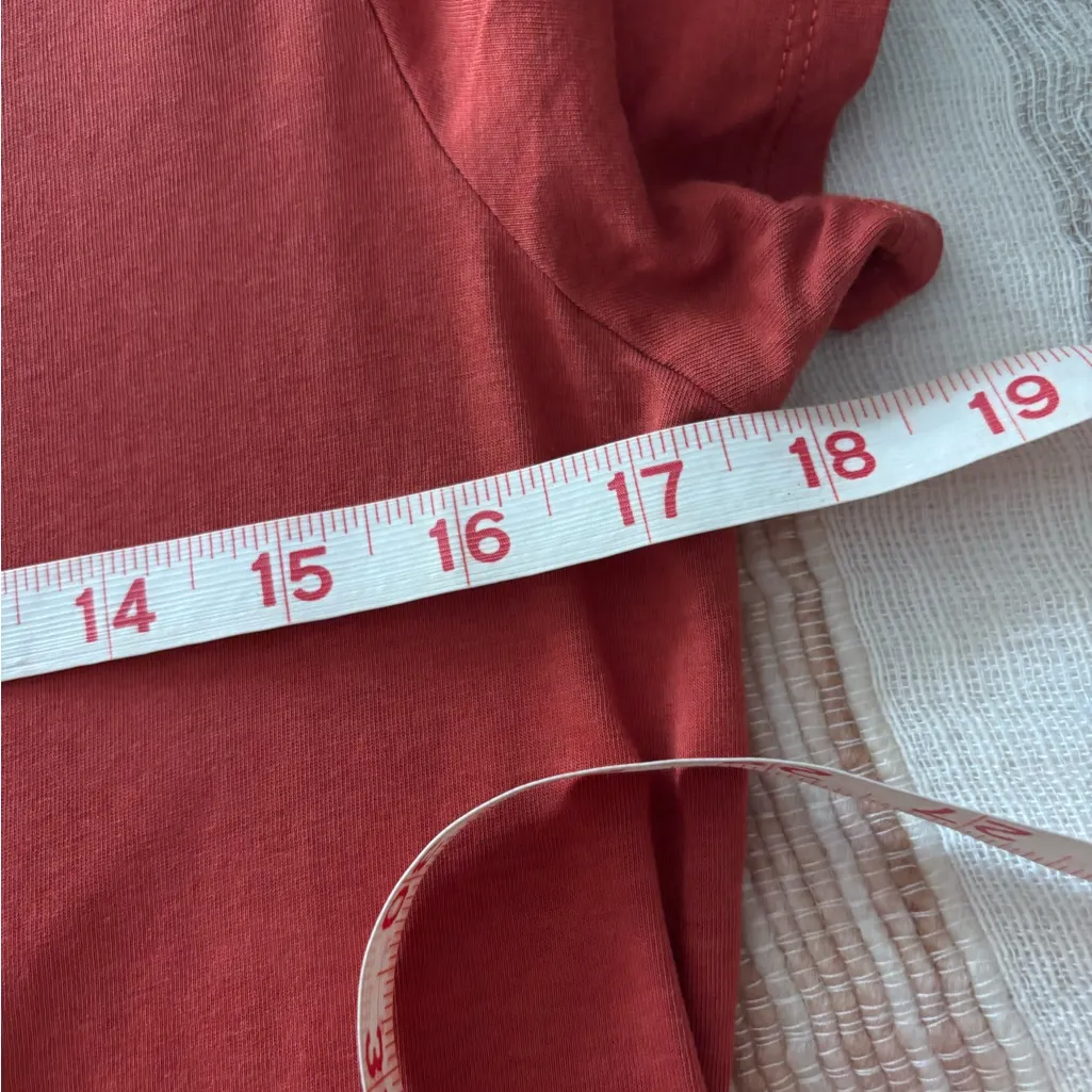 Quince Women's V-Neck Top -‎ Rust Size Medium - Image 4