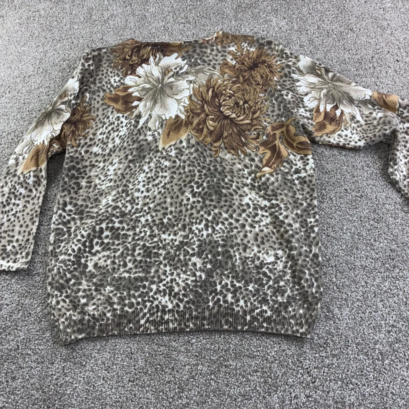 Alfred Dunner Womens Small Sweater Leopard Floral Tan Brown Beaded Animal Print - Image 8