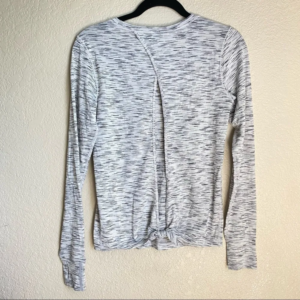 Lululemon Beat The Heat‎ Long Sleeve in Tiger Space Dye Black White Size 4 - Image 5